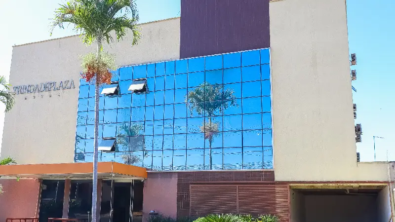 Páscoa em Trindade: Conforto e fé com o Trindade Plaza Hotel